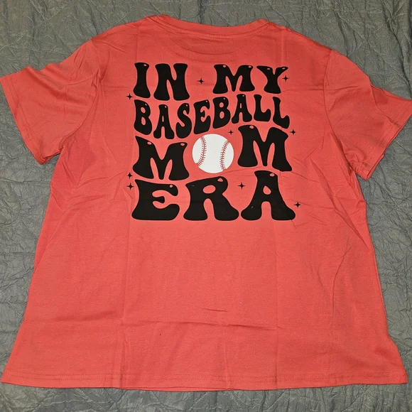 Red Baseball Mom T-Shirt - Picture 2 of 2